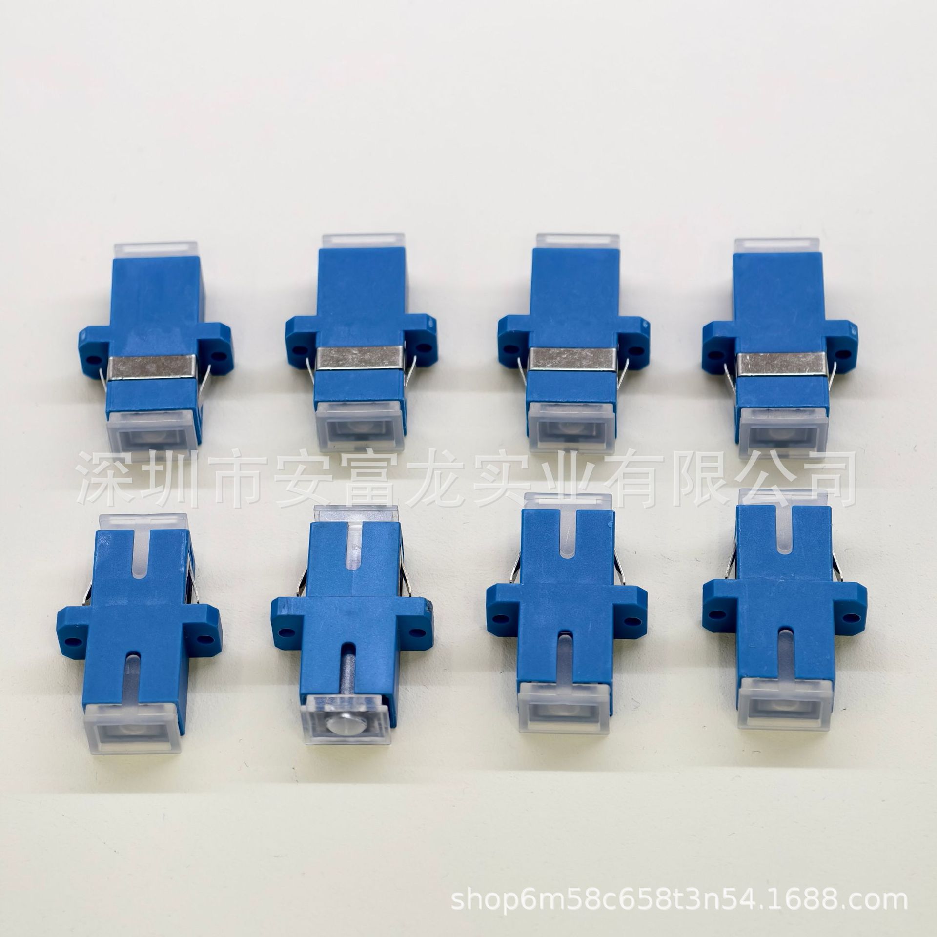 Telecom-Grade Fiber Optic Coupler Sc-Lc-Fc-St Simplex Flange Conversion Connector Butt Joint Adapter