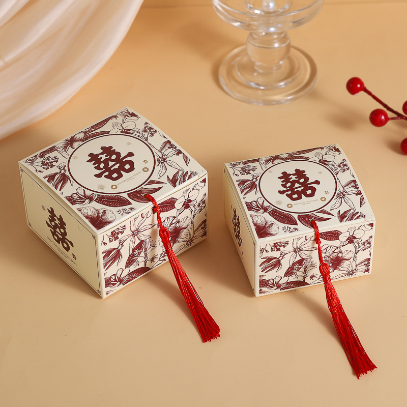 2025 New Chinoiserie Festive Candy Box Creative Gift Box Wedding Engagement High-End Candy Bag Packaging Box