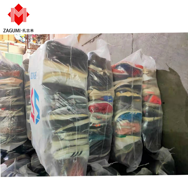 Second-Hand Men's and Women's Sports Shoes, Casual Shoes, Mixed Export, Old Shoes, Whole Cabinet Wholesale China Used Shoes