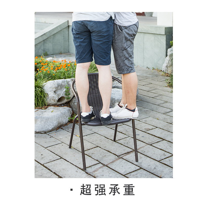 Outdoor Open-Air Table and Chair Set with Umbrella, Courtyard Wrought Iron Garden Leisure Rattan-Like Chair and Table Three-Piece Set