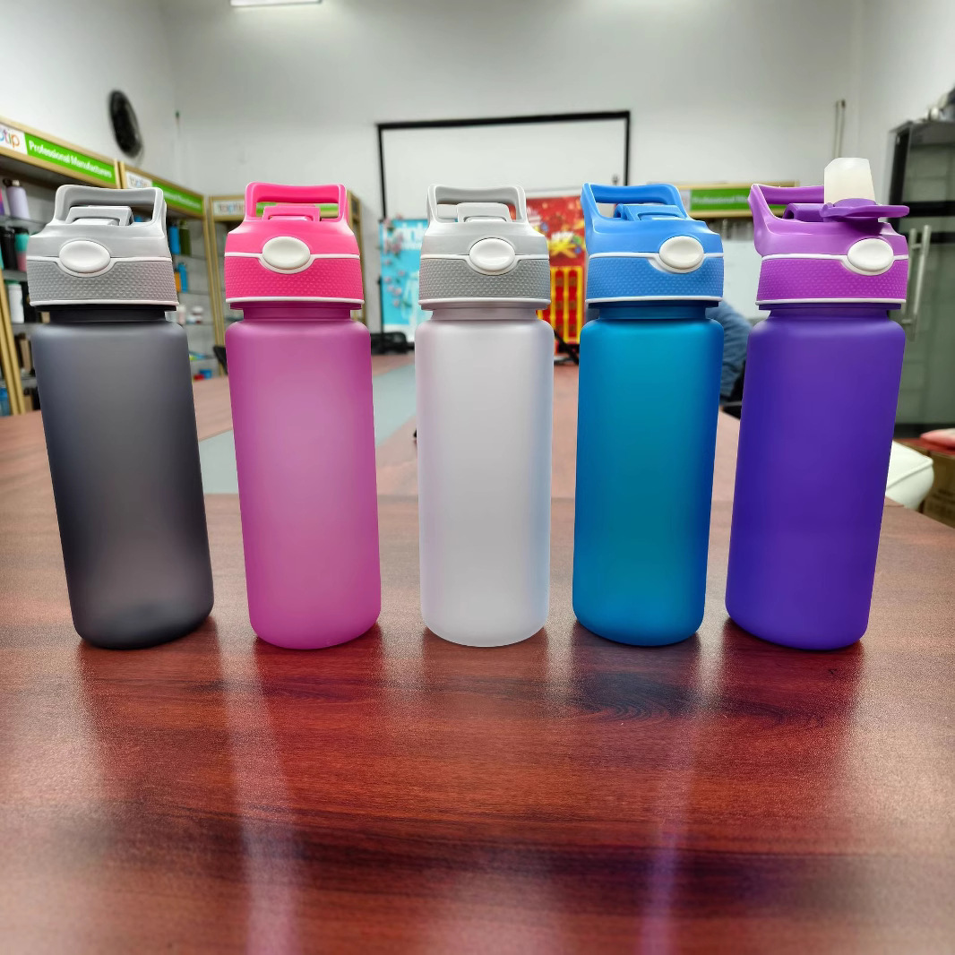 Tritan Spray Water Cup 32oz Amazon Best-Selling 1L Outdoor Sports Water Bottle with Straw Plastic Spray Cup