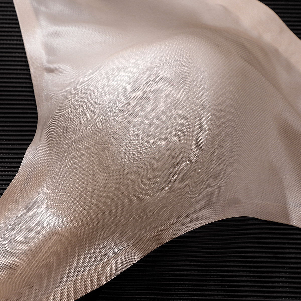 Foreign Trade Men's Sexy Sports Fitness Letter Thin Transparent Showing Hip Ice Silk Low Waist Seamless Triangle Single Thong