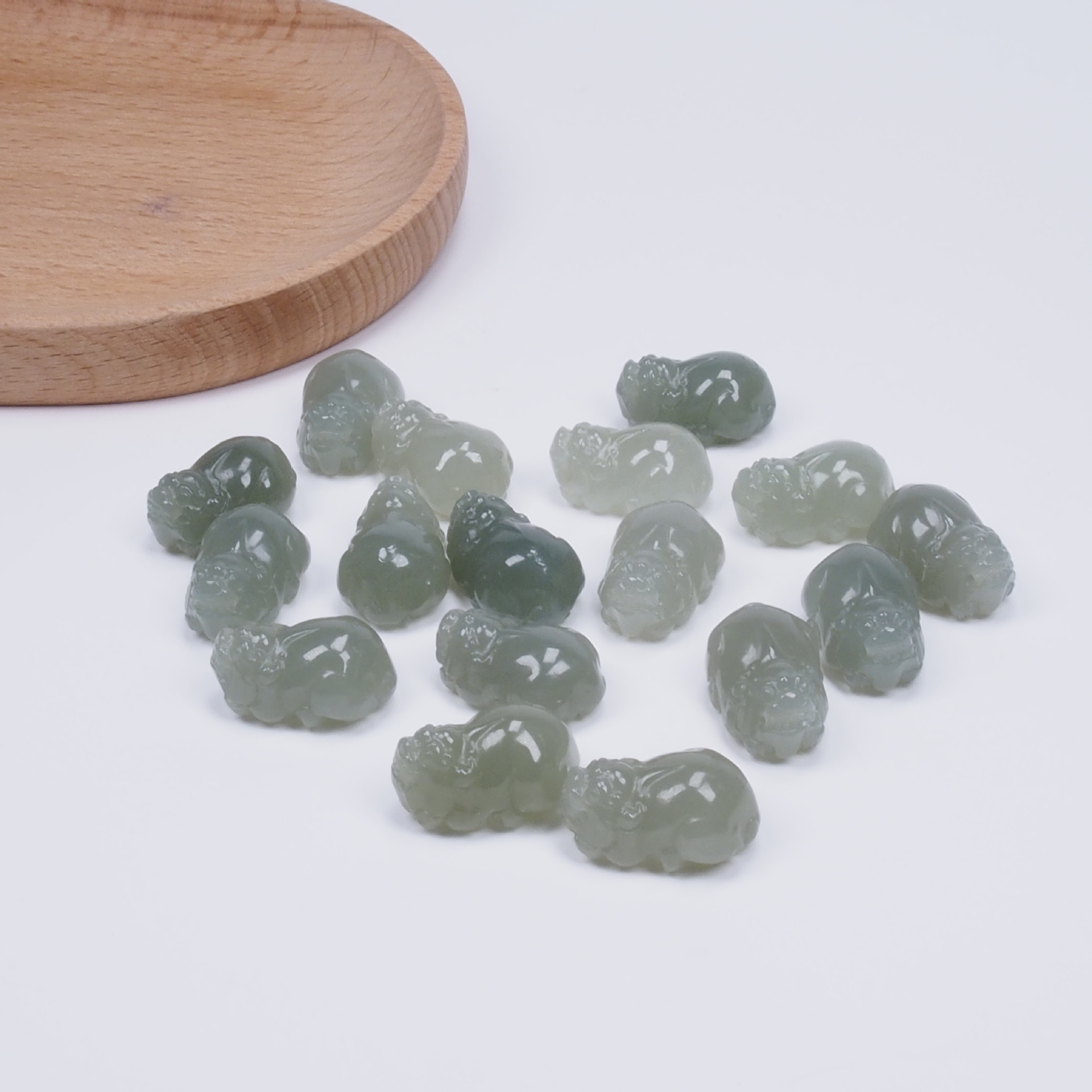 Factory Wholesale Natural Hetian Jade Stone Qinghai Material Pixiu Pendant Cow Nose Men's and Women's Hetian Jade Pixiu Pendant