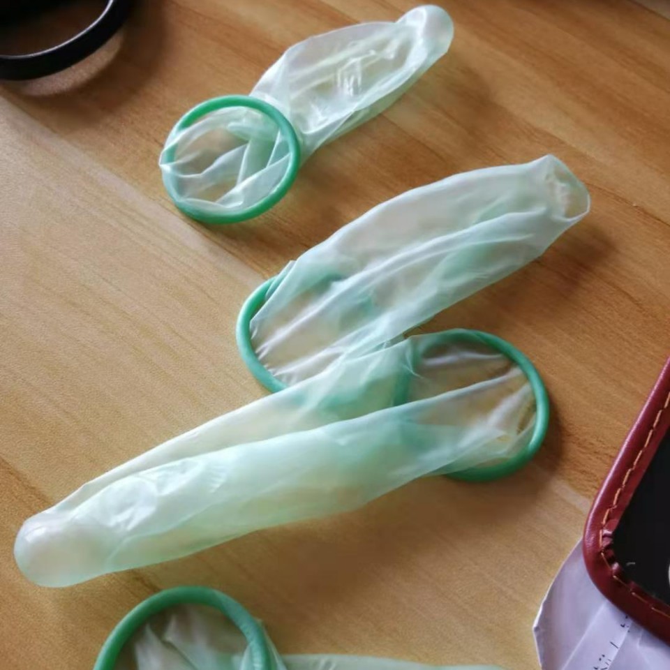 Big Red Dry Naked Set Bulk Set Semi-finished Fishing Gear Condom Foreign Trade Gifts Fun Family Planning Adult Supplies