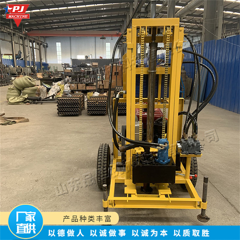 Outdoor Geological Engineering Exploration Drilling Machinery, Traction-Type Hydraulic Lifting Drilling Rig, Exploration Drilling Core Equipment