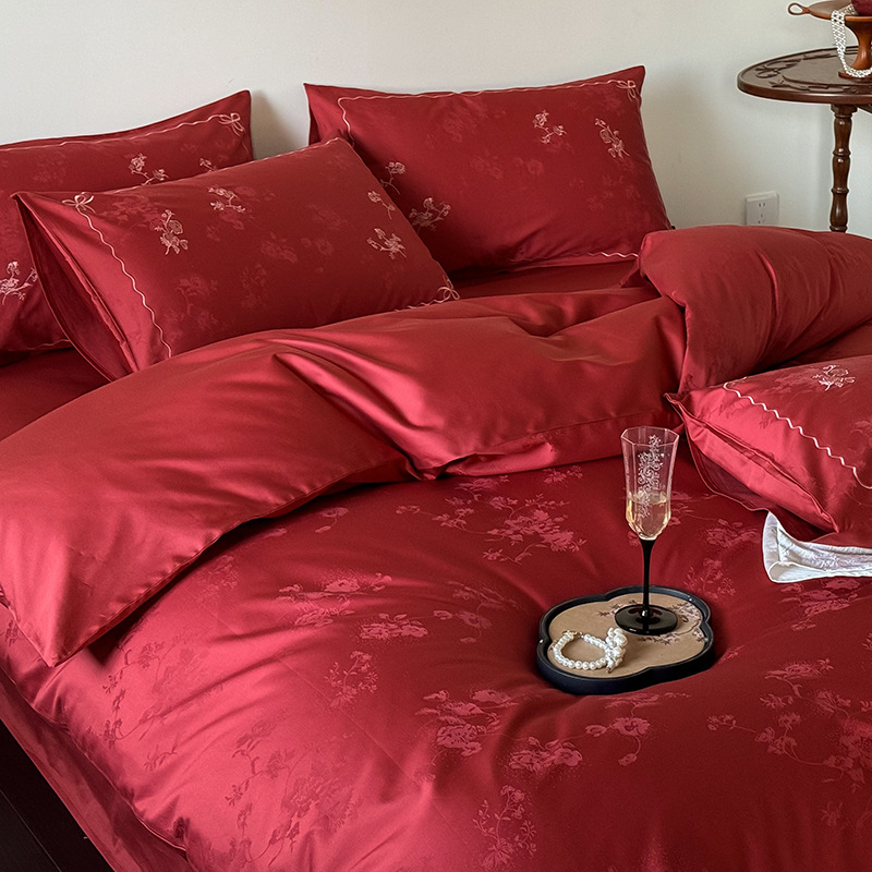 Class A 60 cotton wedding four-piece set Xinjiang cotton mercerized jacquard embroidered big red bed sheets wedding bedding