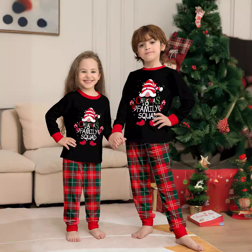 2023 European and American Amazon Cross-Border New Snowflake Red and Green Plaid Christmas Family Wear Printed Home Clothes Set
