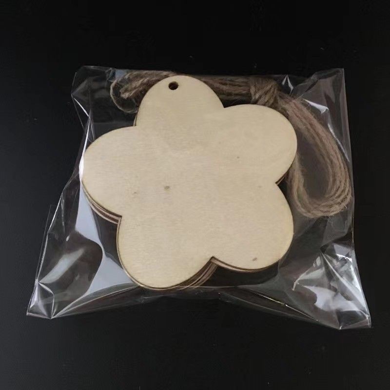 6/8cm Plum Blossom Round Heart-shaped Wooden Prayer Card Punched and Listed Wish Blessing Activity Wooden Card Kindergarten