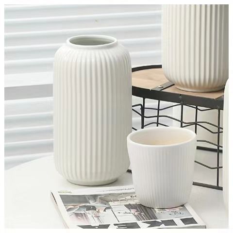 White Vertical Pattern Ceramic Handmade Flower New Year Vase Stripe Suijia Inner and Outer Glazed Simple Ornaments Hydroponic