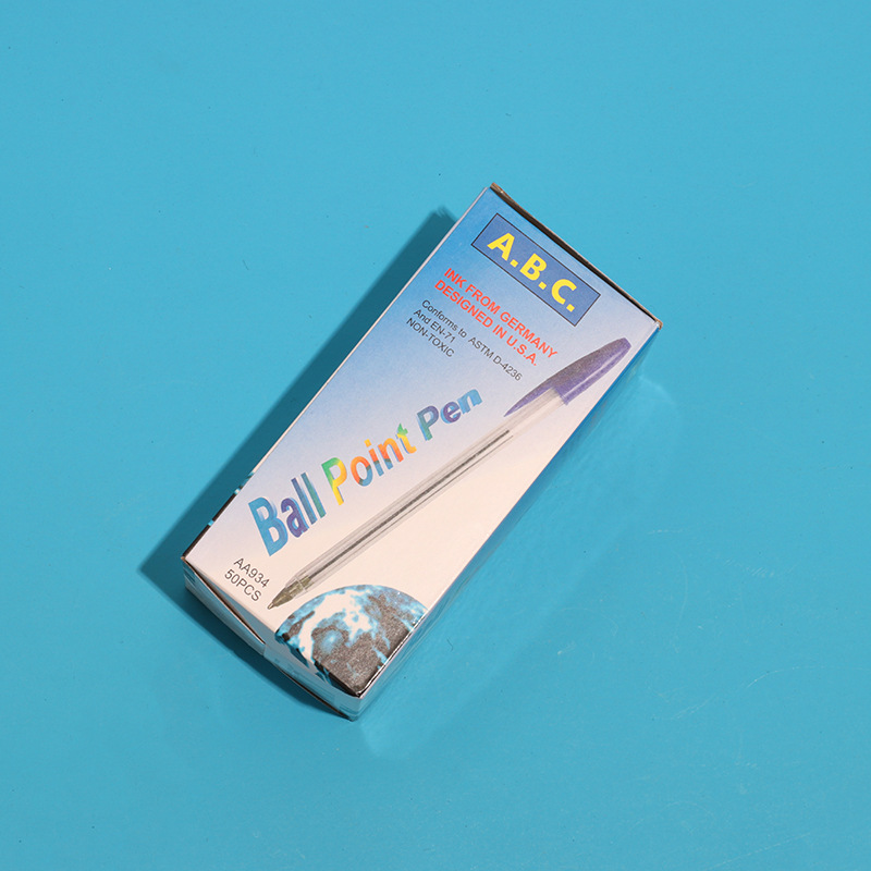 Шариковая ручка красного, черного и синего цвета оптом не протекает