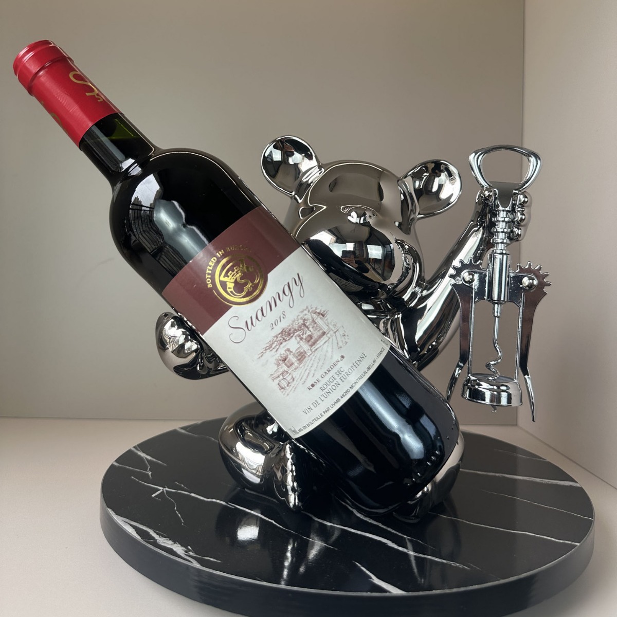 Wholesale light luxury high-end sense wine rack bear ceramic ornaments housewarming gifts TV cabinet wine cabinet decorations high-end ornaments