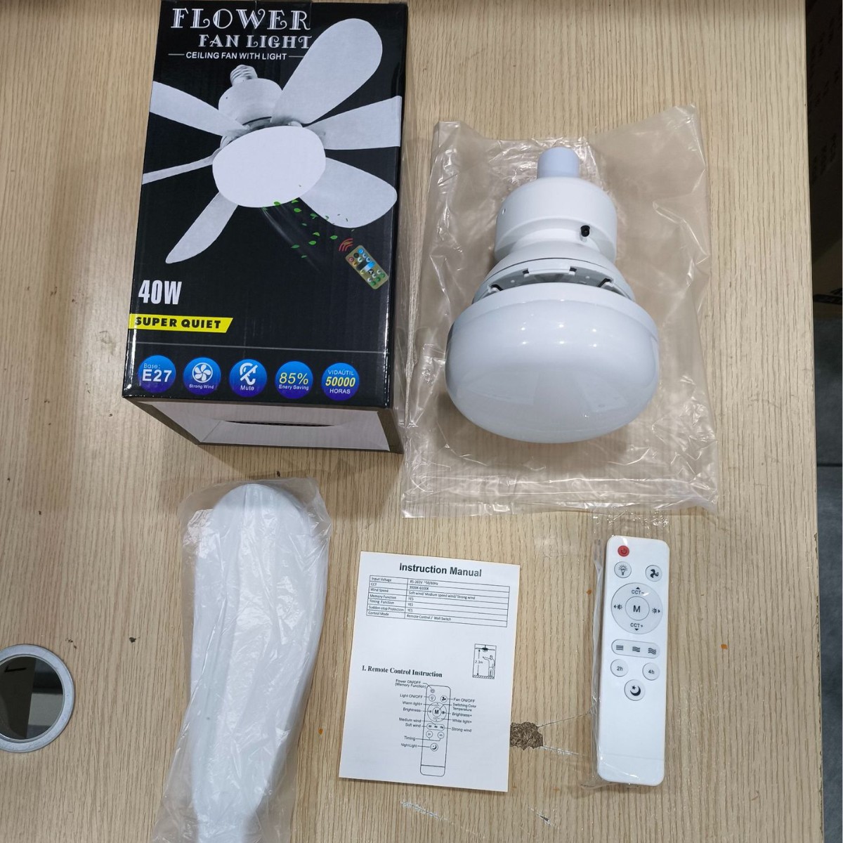 Cross-Border New E27 Screw Household Silent Small Fan Lamp Smart Ceiling Fan Lamp Restaurant Bedroom Fan Lamp