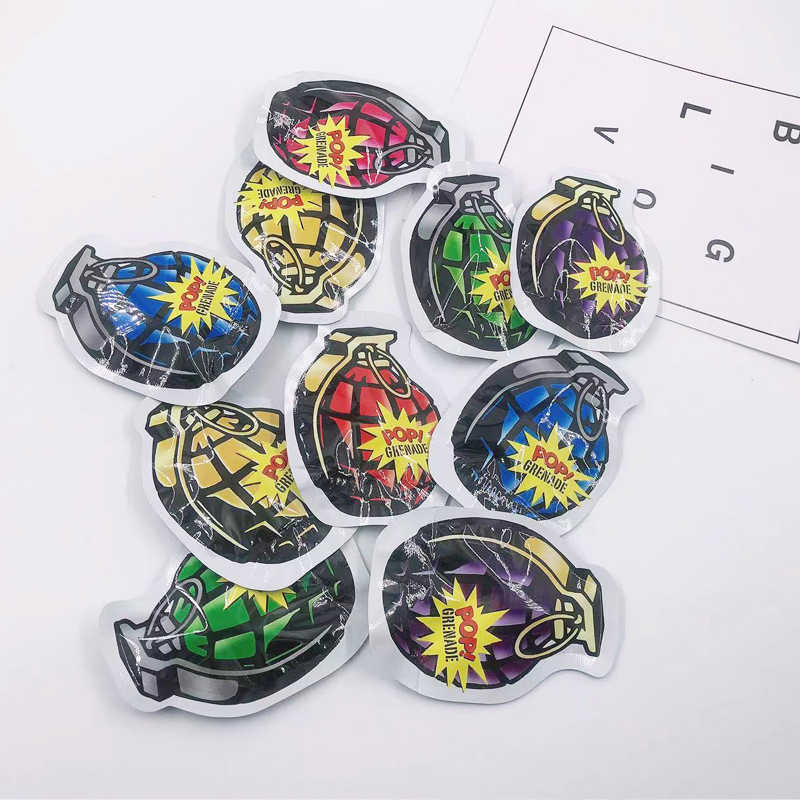 Shake the sound of the same trick toy simulation self-explosive grenade small fry bag prank toy scare bag wholesale