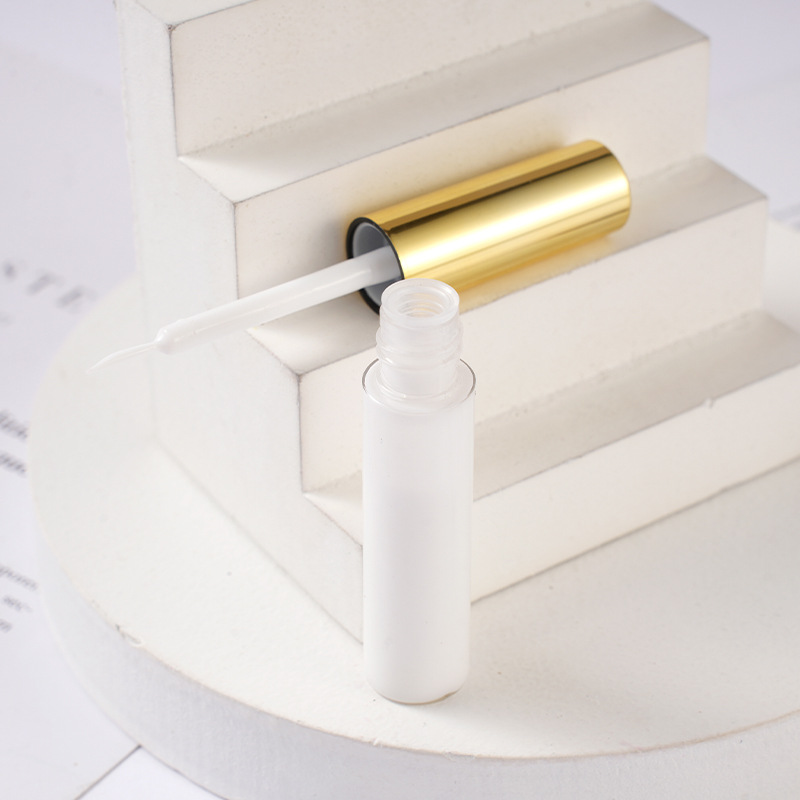 Eyelash Extension Glue for Beauty Salons, Quick-Drying, Super Sticky, Sweat-Proof, Waterproof, No Glue Residue, Gentle and Non-Irritating