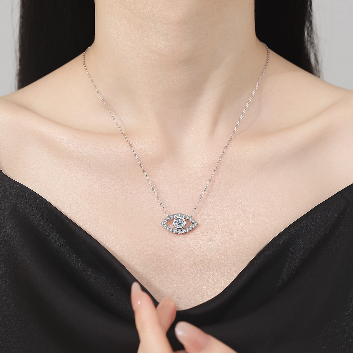 Cross-border S925 Sterling Silver Platinum Devil's Eye Moissanite Necklace Women's High Sense Colorful Mind Eye Pendant