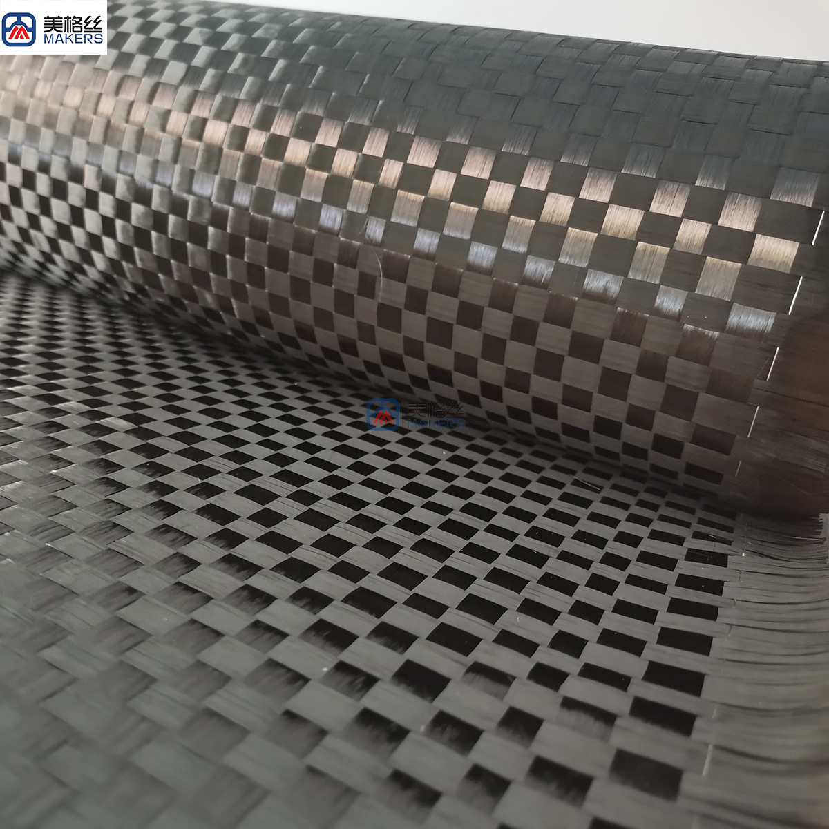 Углеродная ткань 12K, 160 г/м², 10*10 мм, расширенная сетка, препрегированная