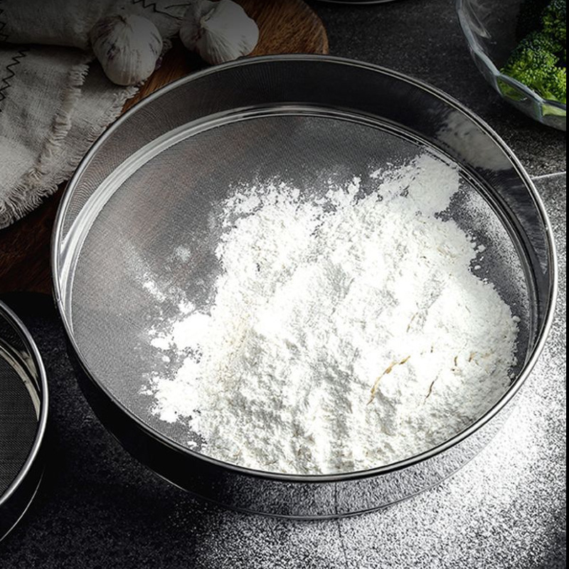 Stainless Steel Flour Sieve Wholesale Household Baking Tools Handheld Thickened Fine Mesh Dense Hole Sugar Powder Flour Filter Sieve