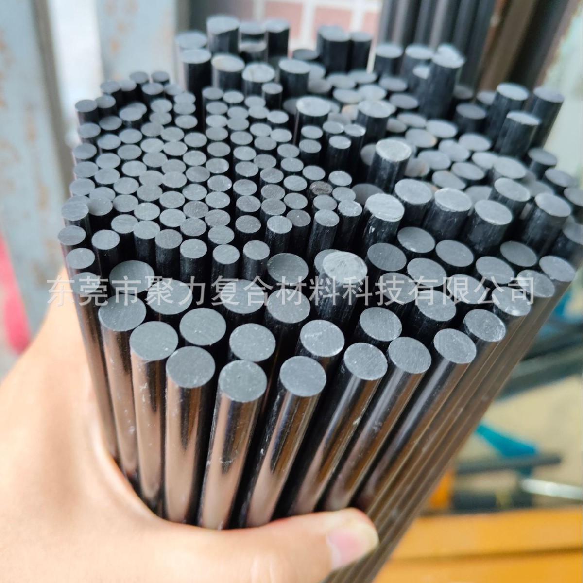 Производитель углеродных стержней, оптовая продажа Ud углеродного стержня, устойчивого к коррозии, легкого, поддерживающего колонны, твердого углеродного стержня