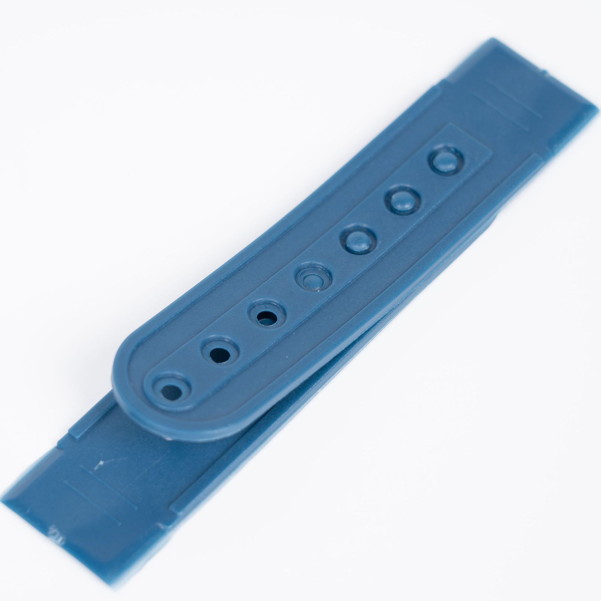 Factory Direct Sales Plastic Colorful-Breasted Back Adjustment Buckle Seven-Hole Single-Row Hat Accessories Buckle Plastic Hole Buckle