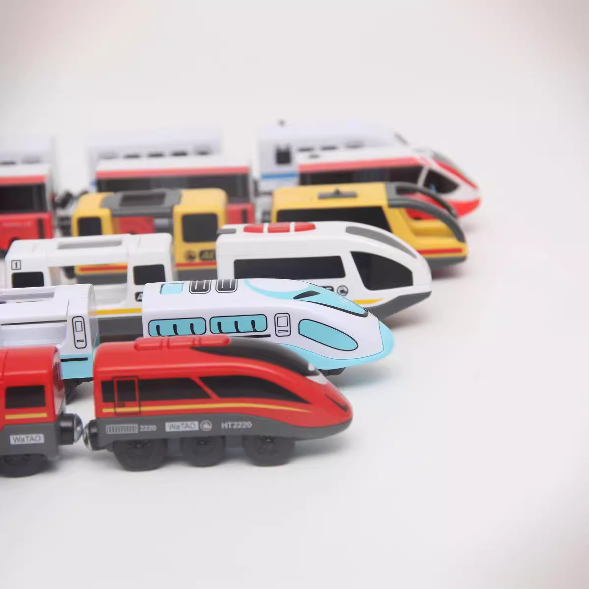 Electric Small Locomotive Children's Toy Wooden Rail Car Model Boy Girl Train Track Toy