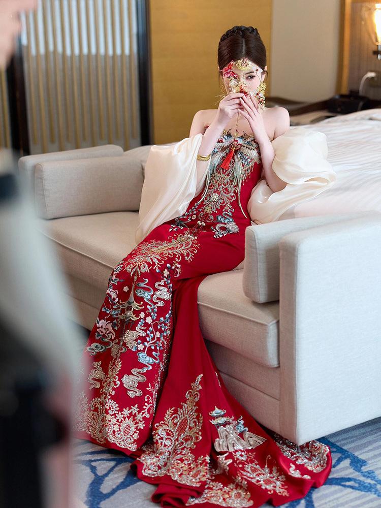 Luxurious Tailored Wedding Dress 2025 New Chinese Style Bridal Gown for Toasting Ceremony High-End Light Luxury Wedding Outfit for Women