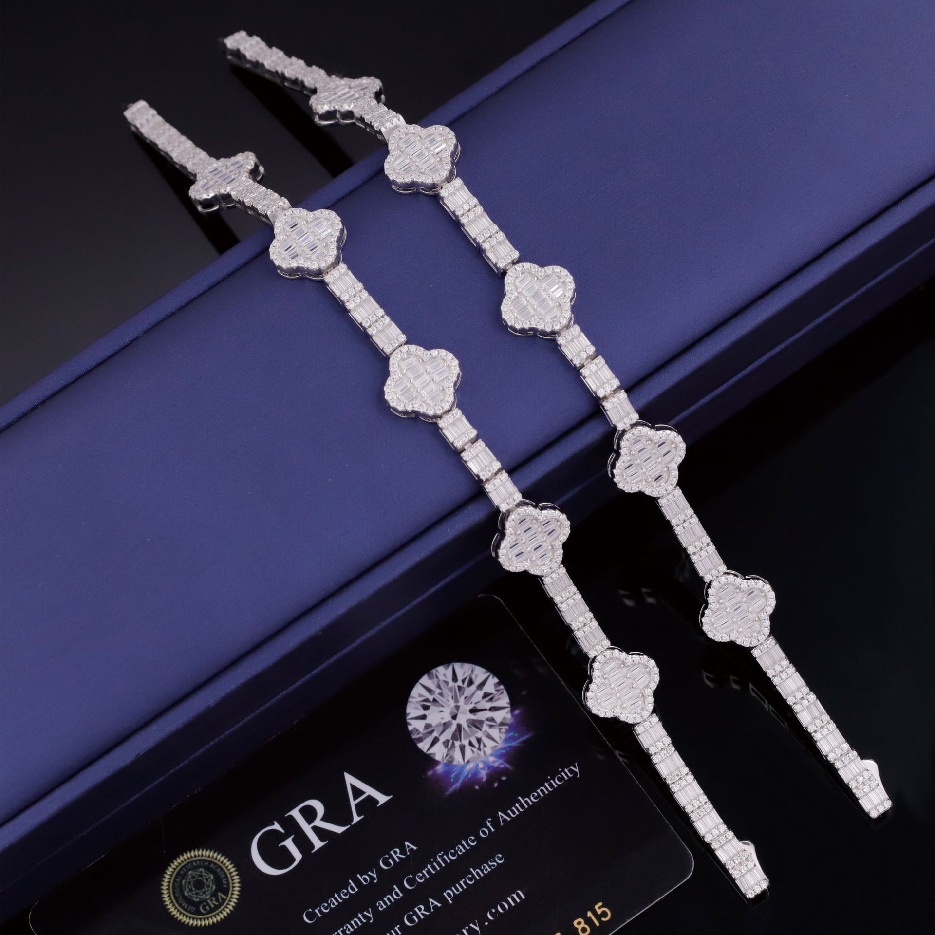 Light Luxury S925 Silver Ladder Square Mosan Diamond Four-leaf Clover Bracelet Fashion New Niche High-end Women's Bracelet