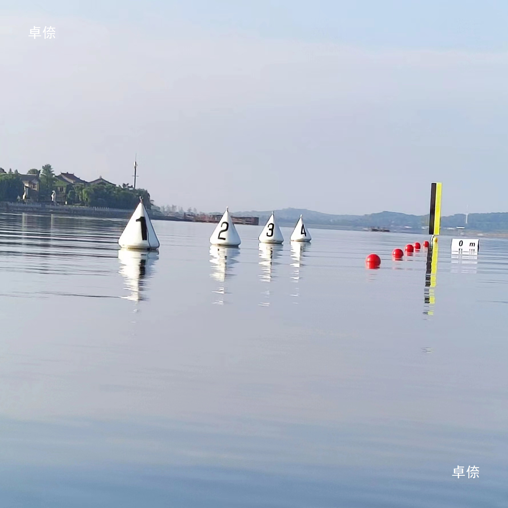 Dragon Boat Race Starting and Finishing Buoys, Water Warning and Positioning Beacons, Fire Drill Pile Floating Balls