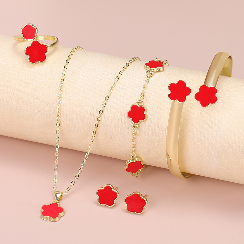 Cross-border Hot Sale Lucky Flower Jewelry suit Acrylic Bracelet Bracelet Clover Necklace Ring Earrings for Women Wholesale