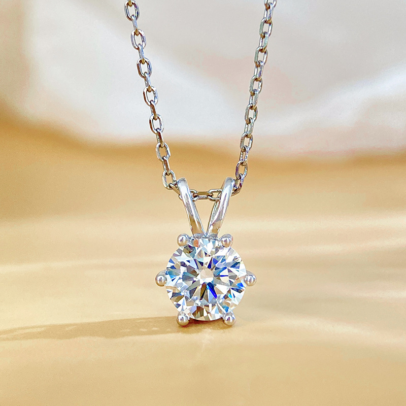 Ожерелье из моиссанита с покрытием Pt950 Подвеска 1 карат Zhoujia шести-лапка Кросс-бордерное S925 стерлинговое серебро Цепочка на ключицу Оптовая продажа с завода