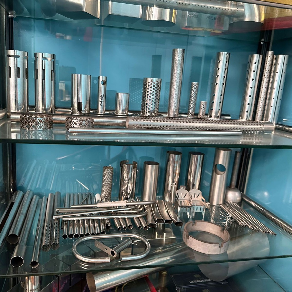 304 Stainless Steel Round Tube Mirror Tube 201 Thin Wall Tube Brushed Color Plated Laser Cutting Tube Square Steel Square Tube Rectangular Tube