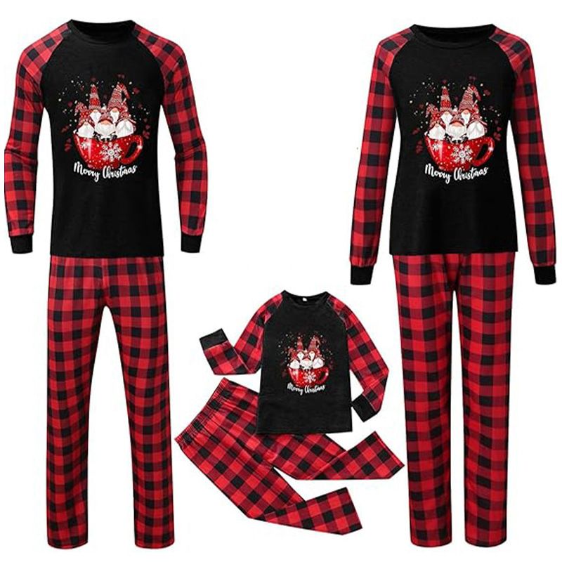 Christmas Pajamas Printed in European and American Style, New Family Matching Outfits, Cozy Home Family Sets, Loungewear Sets for Cross-Border Sales
