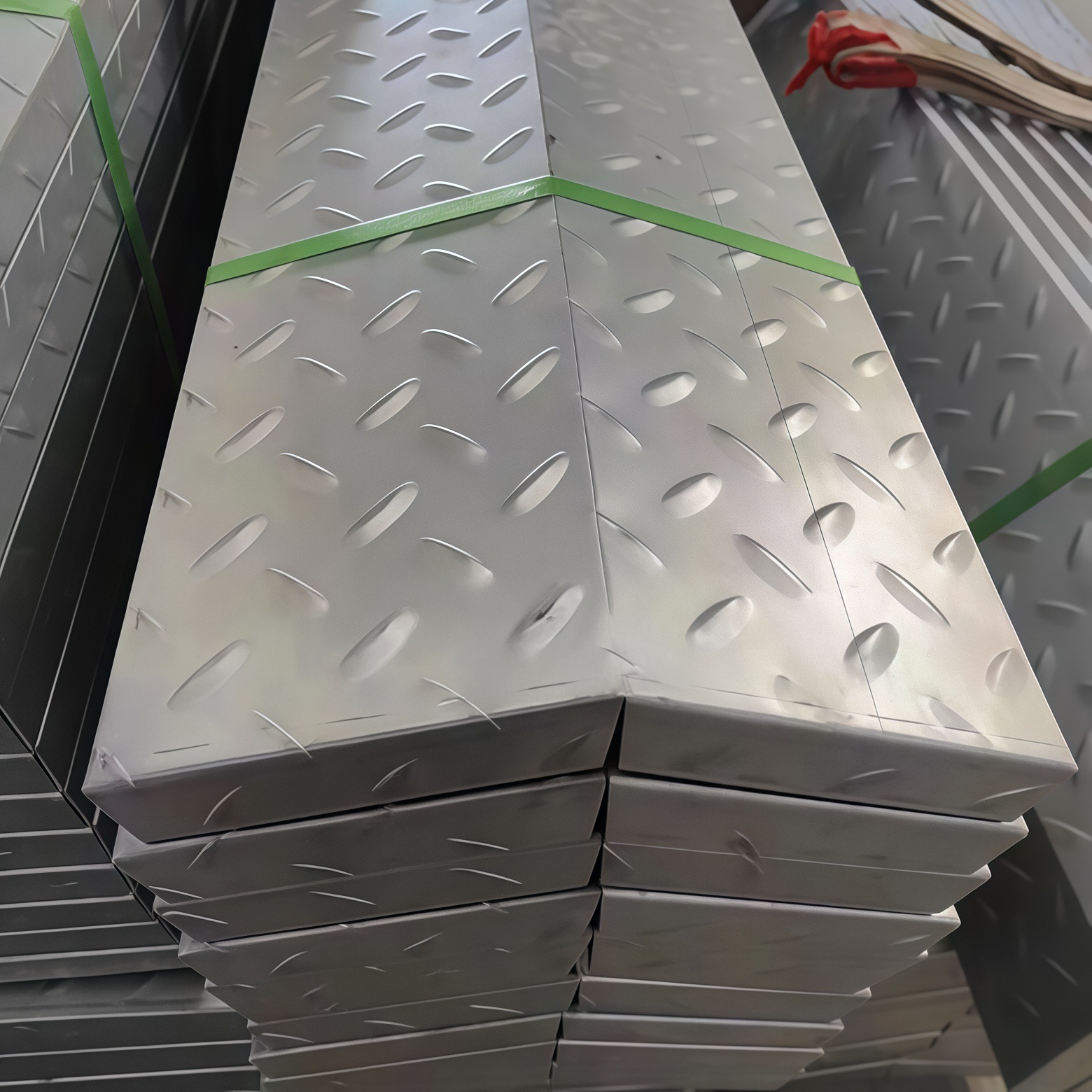 Photovoltaic Roof Ridge Panel Solar Maintenance Access Pathway Component Roof Inspection Walkway Board Photovoltaic Maintenance Cover