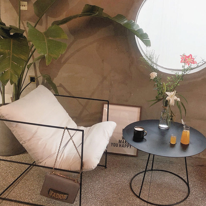 Ins Creative Single Sofa Table and Chair Combination Scandinavian Leisure Balcony Studio Cafe Popular Sofa Chair