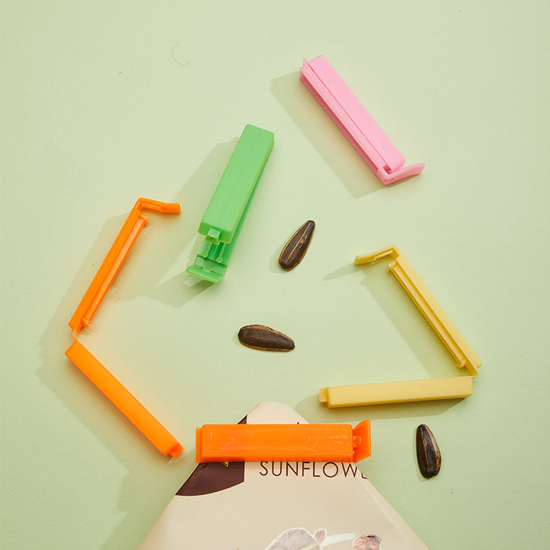 Plastic sealing clip tea clip food preservation snack bag moisture-proof sealing clip gift manufacturer can set logo