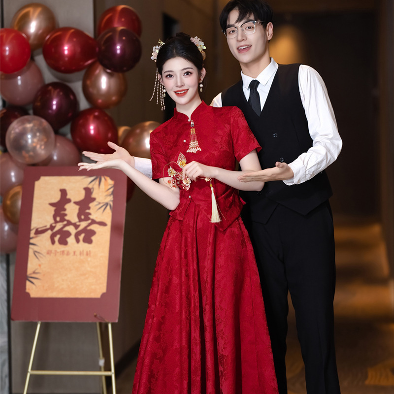New Chinese-style Improved Cheongsam Toast Dress Bride Wedding Red Engagement dress Women's Little Man Back to the Door