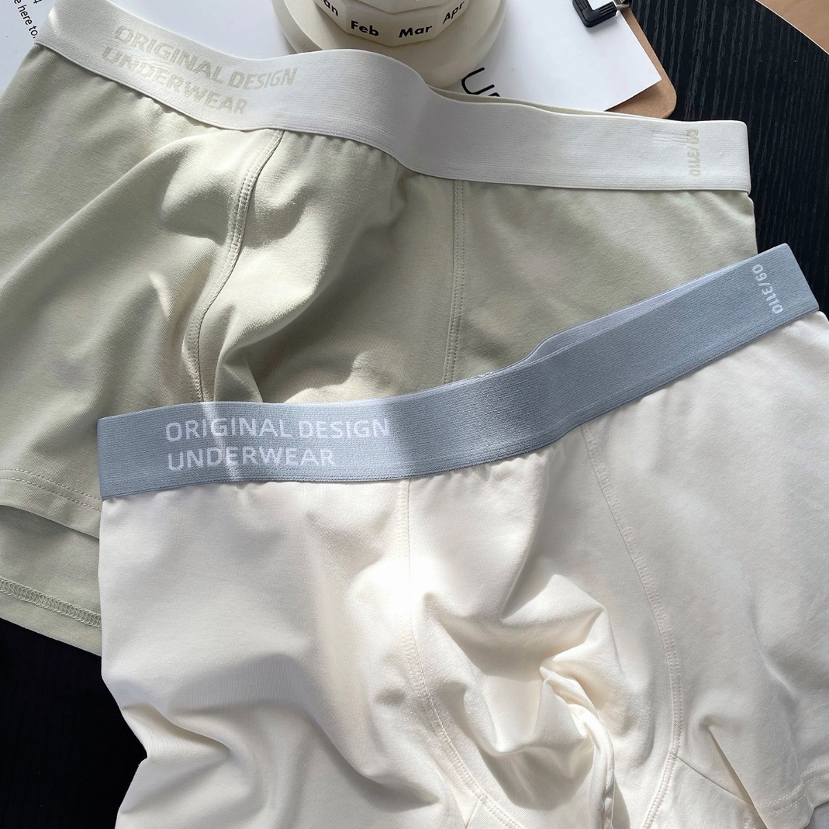 Simple, Comfortable and Skin-Friendly Boys' Seamless Loose Breathable Underwear Men's Summer Thin Boxer Briefs Wholesale