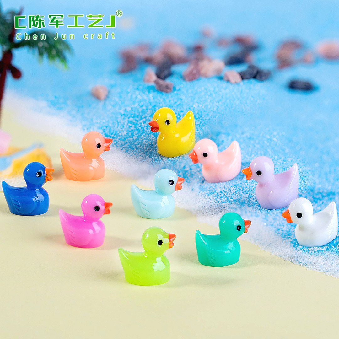 Little Yellow Duck Doll Pendant Moss Micro Landscape Miniature Ornaments Creative Decoration Accessories Resin Crafts