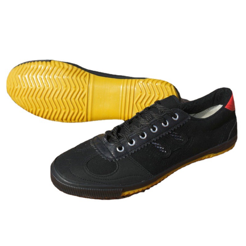 Qingdao double star men's and women's track shoes volleyball shoes can be used as football shoes flat bottom beef tendon bottom canvas breathable football shoes