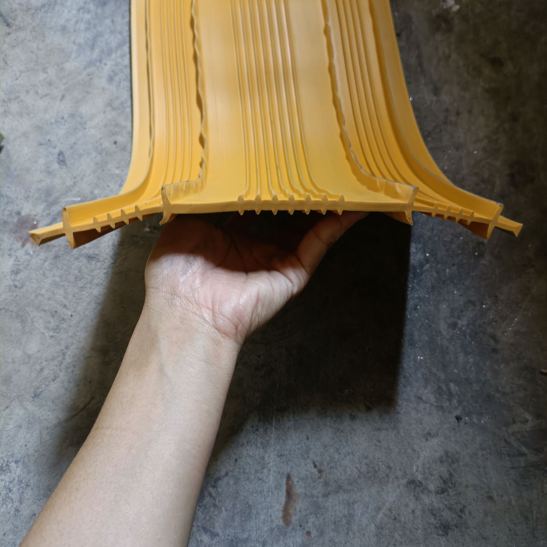 Factory Direct Sales Pvc Plastic Water Stopper, Embedded Back-Mounted and External-Mounted Construction Subway Tunnel Pvc Water Stopper