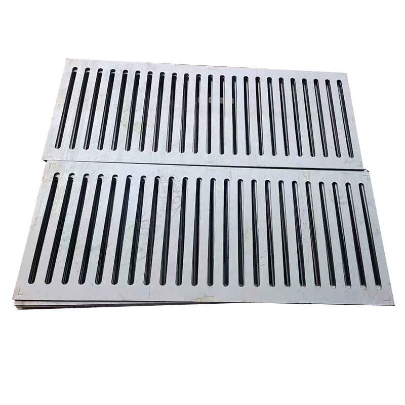 Stainless Steel 304 Gutter Rain Trough 316L Drainage Channel U-Shaped Rain Gutter Shearing and Bending Suitable for All Vehicles with High Corrosion Resistance