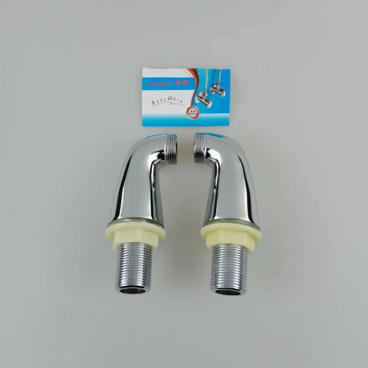 Basin Faucet Copper Hot and Cold Washbasin Single Hole Mixing Valve Angle Valve Bathroom Cabinet Built-In Double Hole Shower Accessories