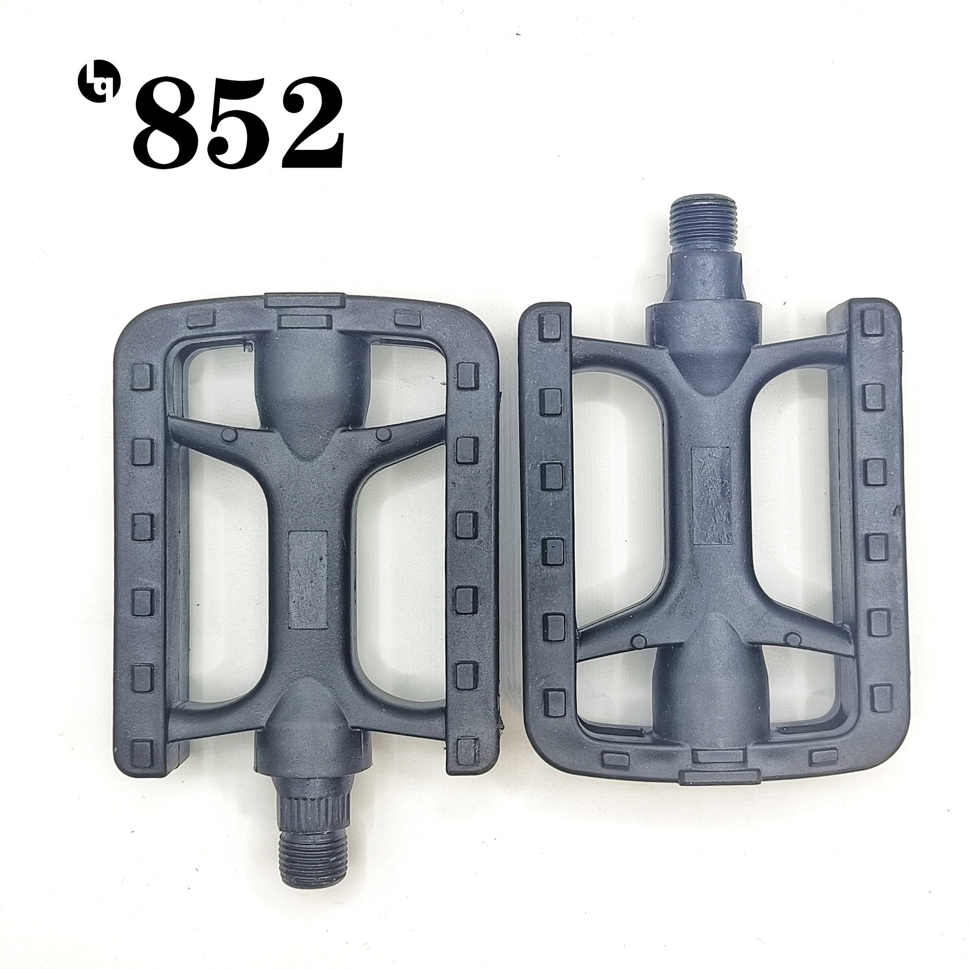 Mountain Bike Pedals, Imitation Aluminum Pedals, Enlarged and Widened Plastic Pedals, Non-Slip Pedals, Large Quantity and Good Price