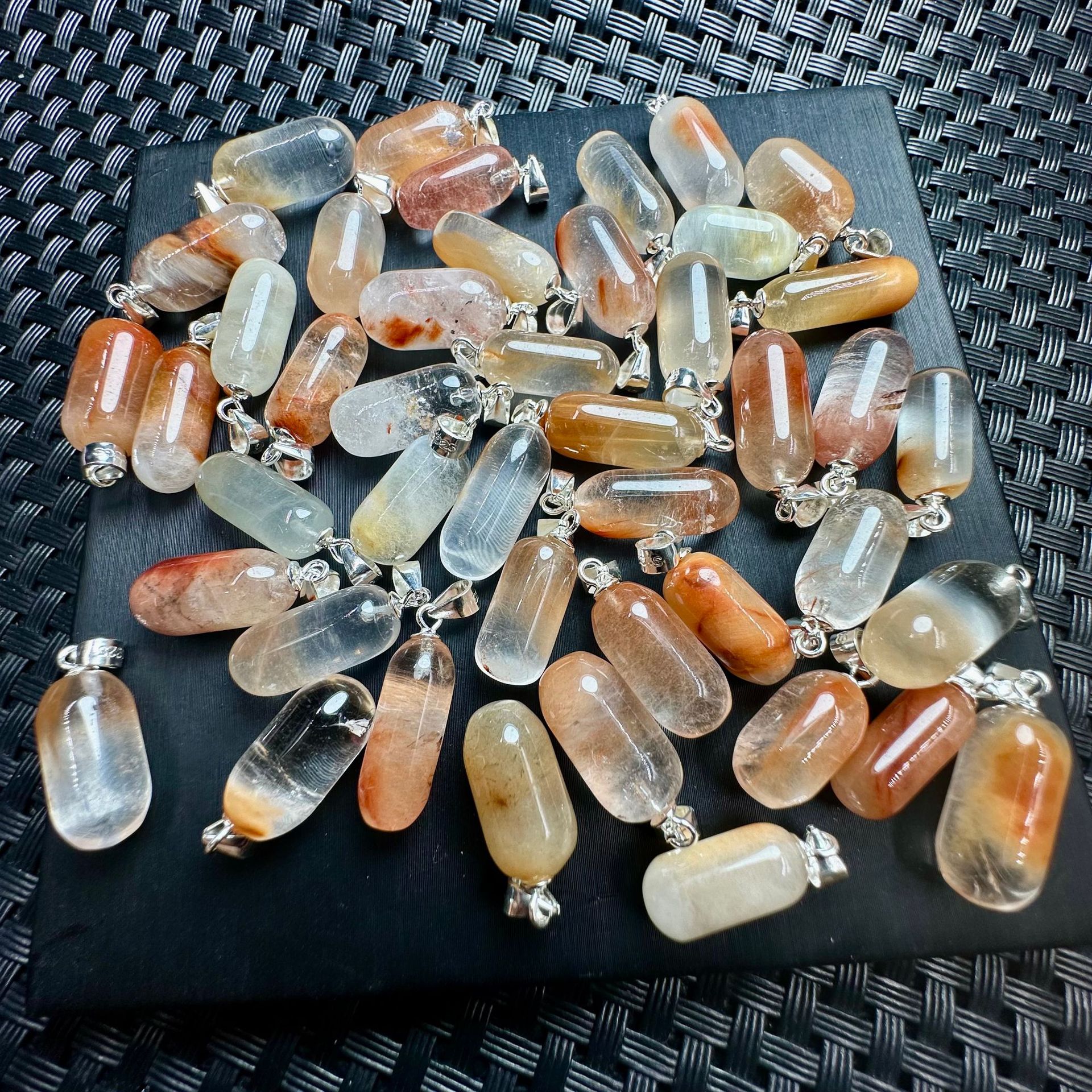 Natural rabbit hair capsule pendant s925 silver buckle inlay 17mm simple cute wholesale and retail