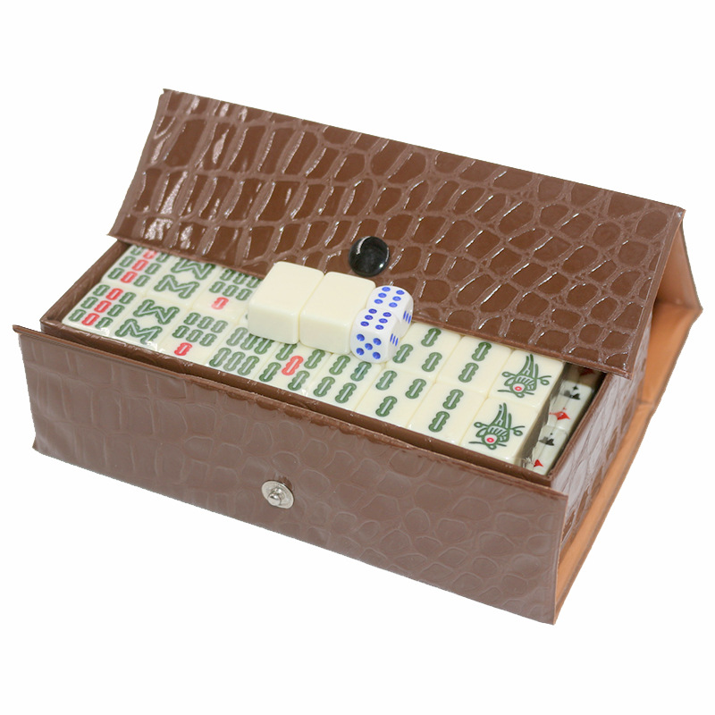 Factory direct supply small mahjong exquisite snakeskin box pocket portable mini travel mahjong tourism entertainment mahjong
