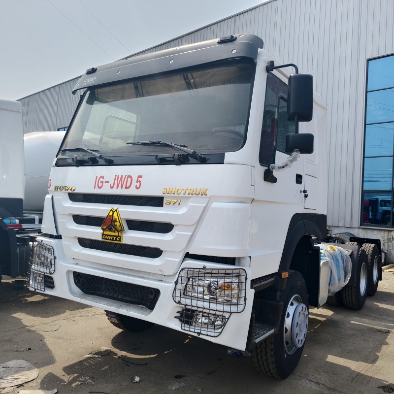 Used Tractor Head Howo Dual Drive Tractor 375 Horsepower Inventory Howo Transport Semi-Trailer Tractor Head