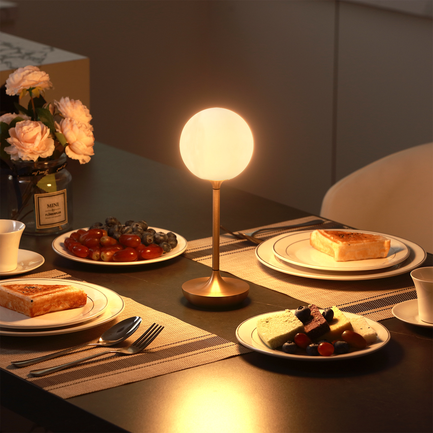 Оригинальный новый перезаряжаемый удобный декоративный креативный орнамент настольный светильник скандинавский стиль атмосфера LED прикроватный ночник