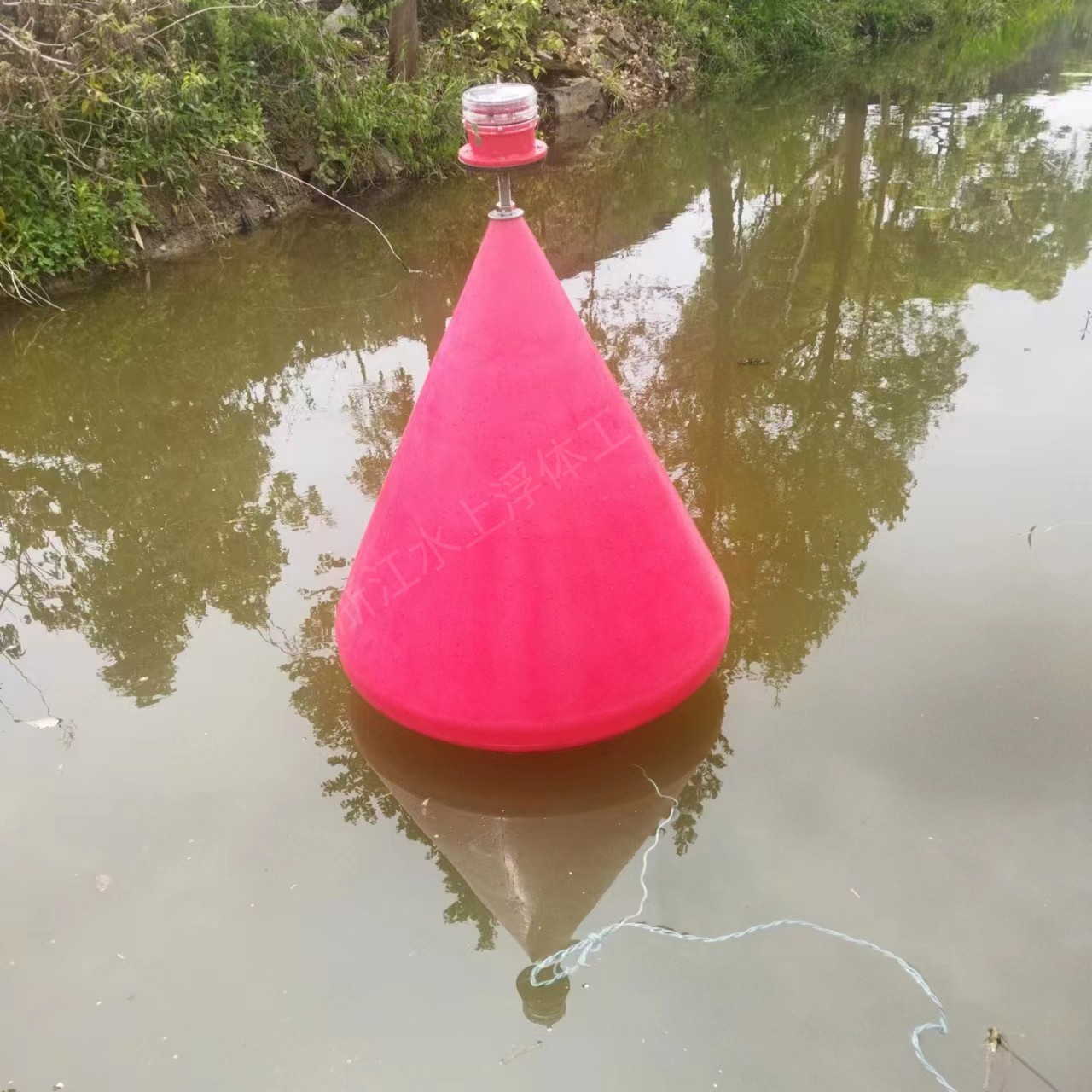 Навигационный буй канала, предупреждающий буй для водных строительных работ, морской маркер для позиционирования, предупреждающая линия для глубоких вод