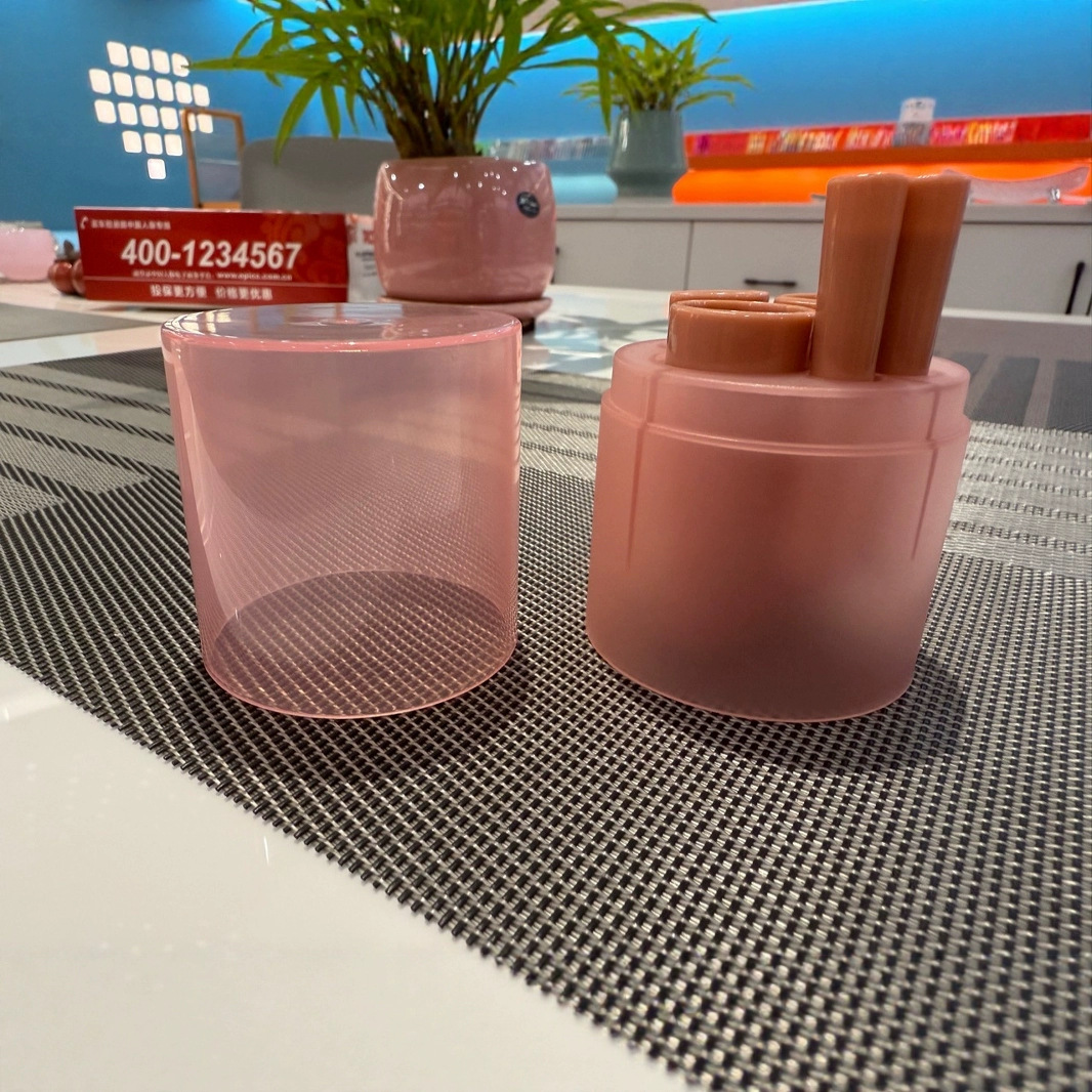 Factory Direct Sales Portable Cylindrical 5-Piece Brush Set Plastic Material Multifunctional Makeup Brush Handle Wholesale