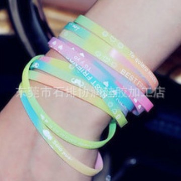 Hot Selling Printed English Letters Luminous Silicone Bracelet Event Gift Fluorescent Luminous Rubber Sports Bracelet Jewelry