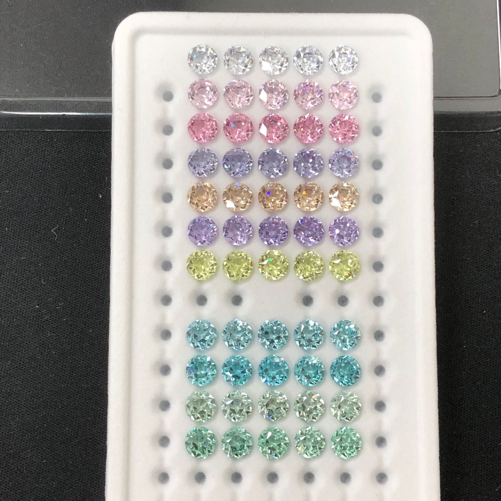 Звездообразный циркон 6 мм, материал Вуджоу, популярный основной камень качества 5A, универсальный (необработанный камень)